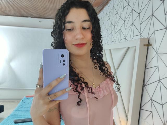 MaddieRousse - Live sex cam - 27480842