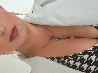 AlessadraJones - Live sex cam - 27493393