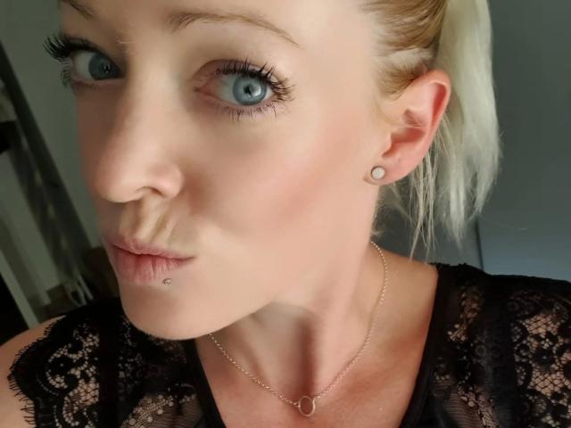 LeaKirsch-hot - Live sex cam - 27495367