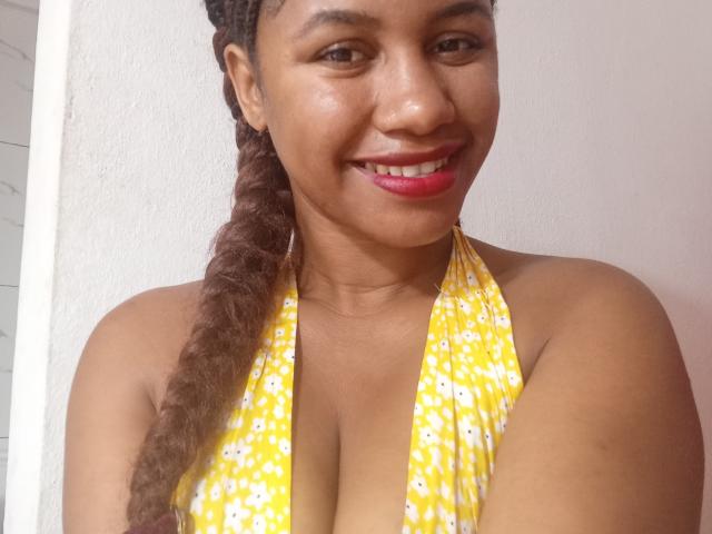 LayahCoquine - Sexe cam en vivo - 27495661