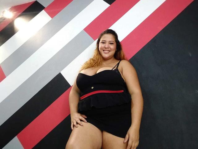 IamAhYours - Live sex cam - 27512216