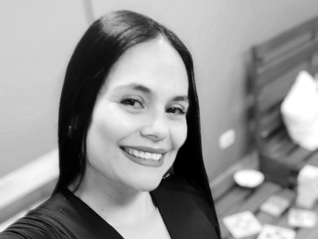 CharlotteCrofort - Live Sex Cam - 27555504