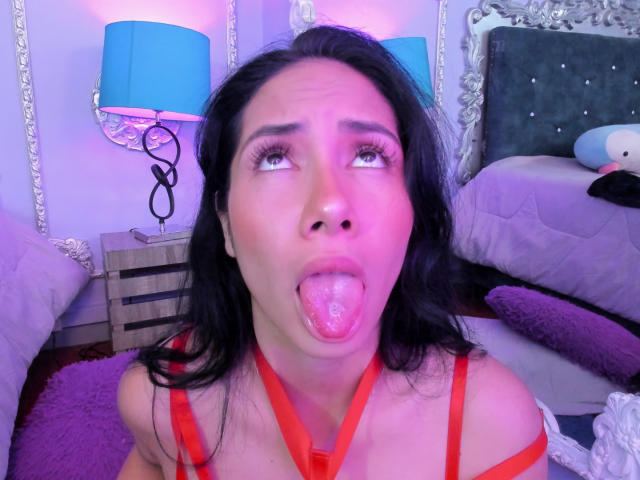 ArianaRogers - Live sex cam - 27557520