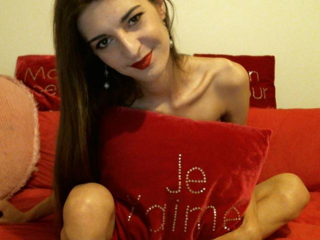 MarieFontaine - Webcam live sex with a cocoa like hair Young and sexy lady 