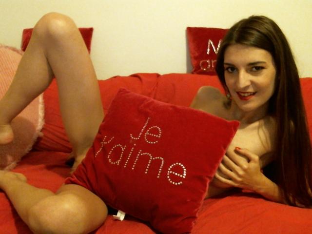 MarieFontaine - online show hot with this brown hair College hotties 