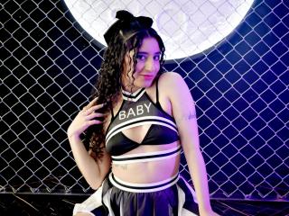 MaddieRousse - Live porn &amp; sex cam - 27565255