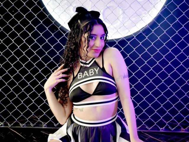 MaddieRousse - Sexe cam en vivo - 27565255