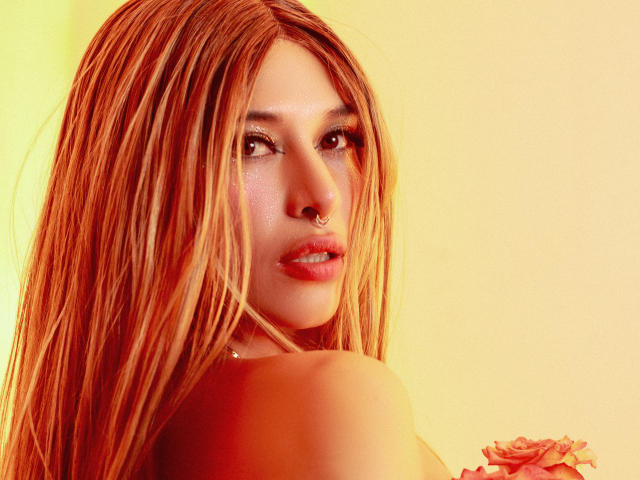 MartinaEvans - Sexe cam en vivo - 27568293