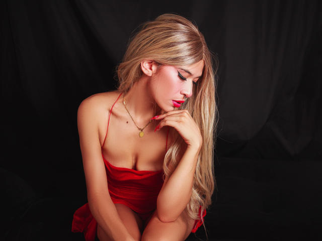 MartinaEvans - Sexe cam en vivo - 27569154