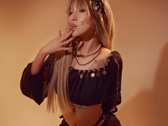 OliviaMonroe - Live porn &amp; sex cam - 27570435