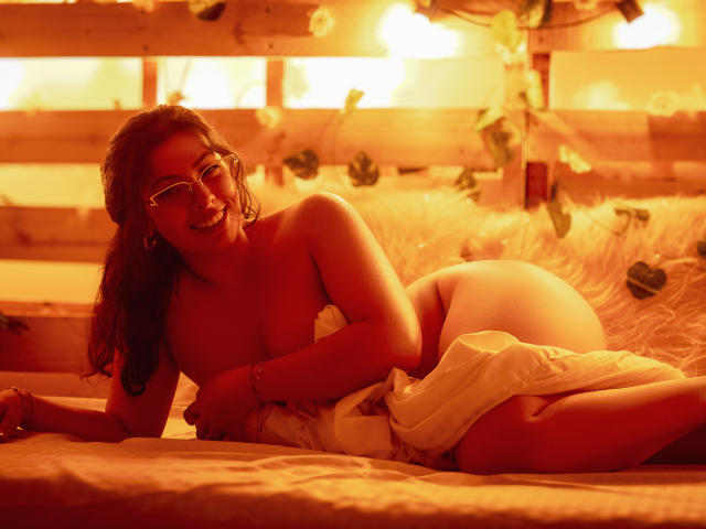 VanessaClose - Porno na żywo i seks kamera - 27571296