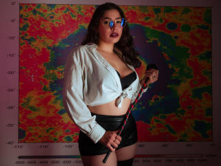 vanessaclose