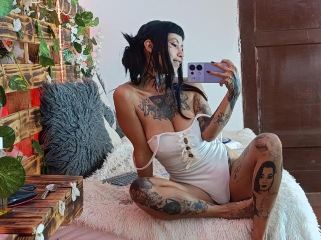 NyxVega - Live sex cam - 27577757