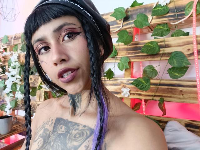 NyxVega - Live porn &amp; sex cam - 27577778