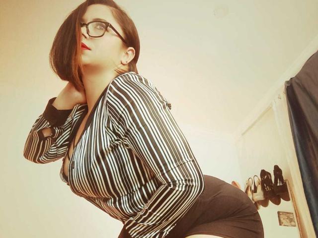 SamanthaVenus - Live porn &amp; sex cam - 27579703