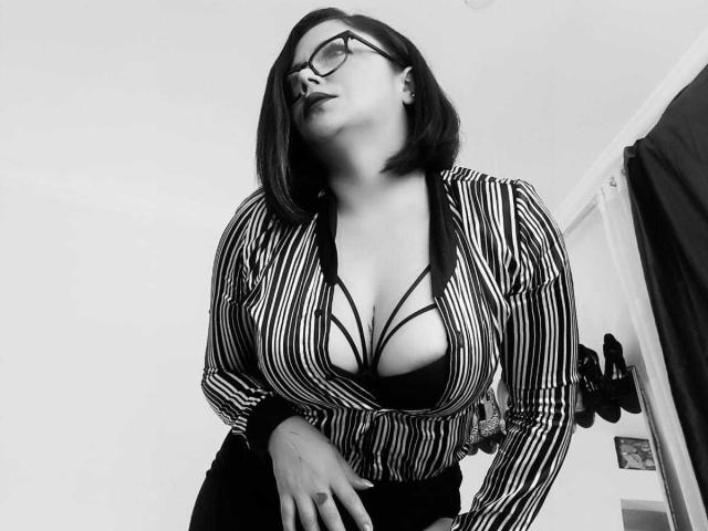 SamanthaVenus - Porno na żywo i seks kamera - 27579724