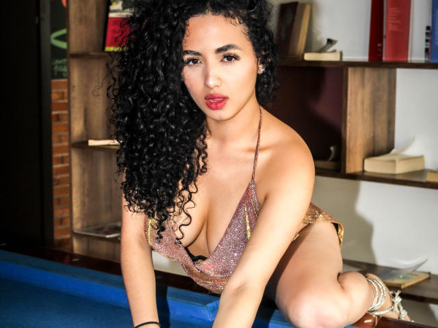 AuroraFerretti - Live porn &amp; sex cam - 27580480