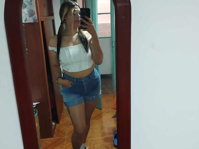 SamantaGreen - Live sexe cam - 27581537
