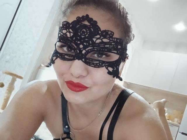 AlinasissyX - Live Sex Cam - 27582713