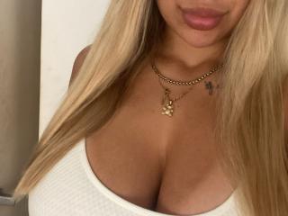 AgostinaNunier - Live Sex Cam - 27597483