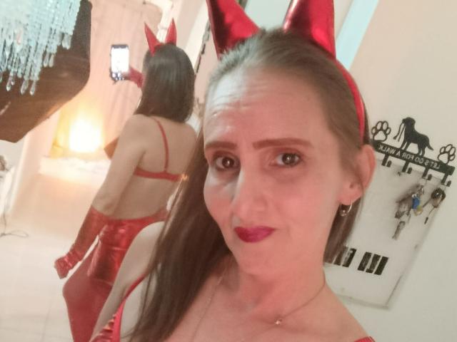 RubiAnderson - Live porn &amp; sex cam - 27604945