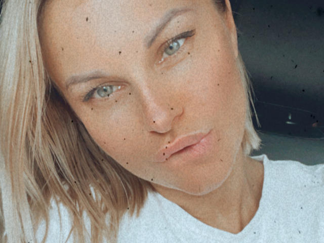 BelleLisaG - Sexe cam en vivo - 27605379