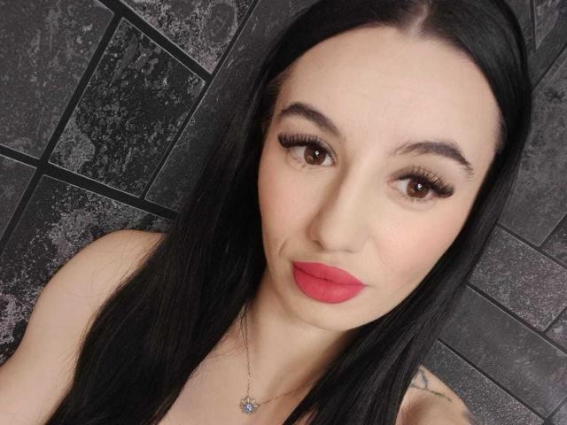 BriannaBratty - Sexe cam en vivo - 27624839