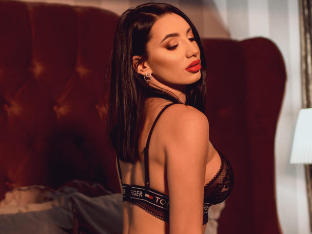 BriannaBratty - Sexe cam en vivo - 27624993