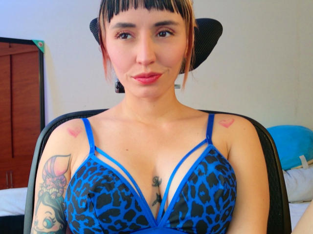 SaraleePoison - Live porn &amp; sex cam - 27629655