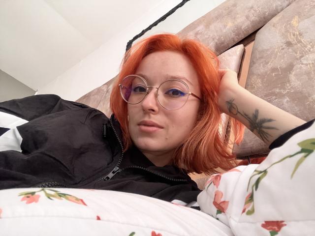 SarahRousen - Live Sex Cam - 27633176