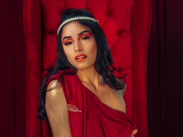 EmilyVv - Porno na żywo i seks kamera - 27643739
