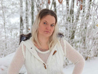 Hotblondi-hot - Sexe cam en vivo - 27655576