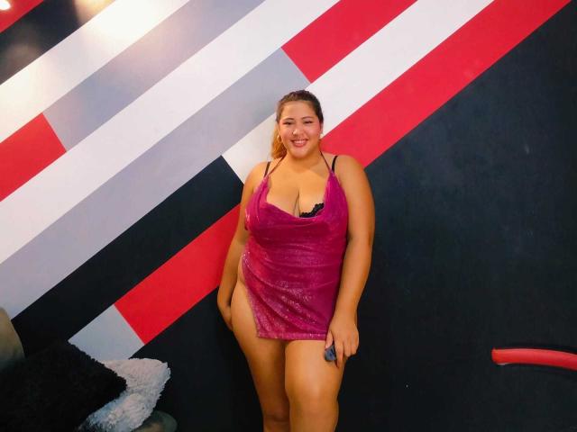 IamAhYours - Live Sex Cam - 27659419