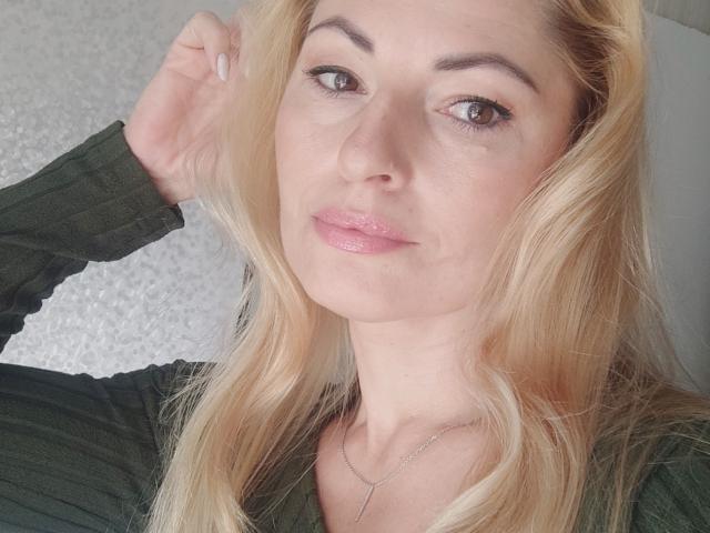 AnitaBloom - Sexe cam en vivo - 27662282