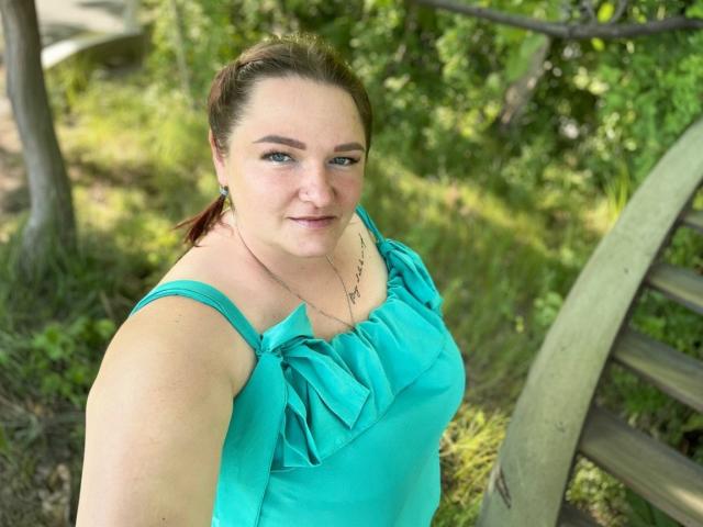 AngelQSky - Live sexe cam - 27666027