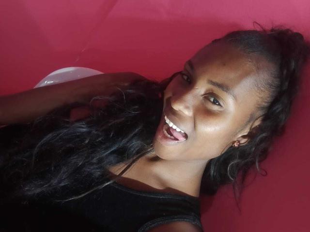 HornyCocoa - Live sex cam - 27666377