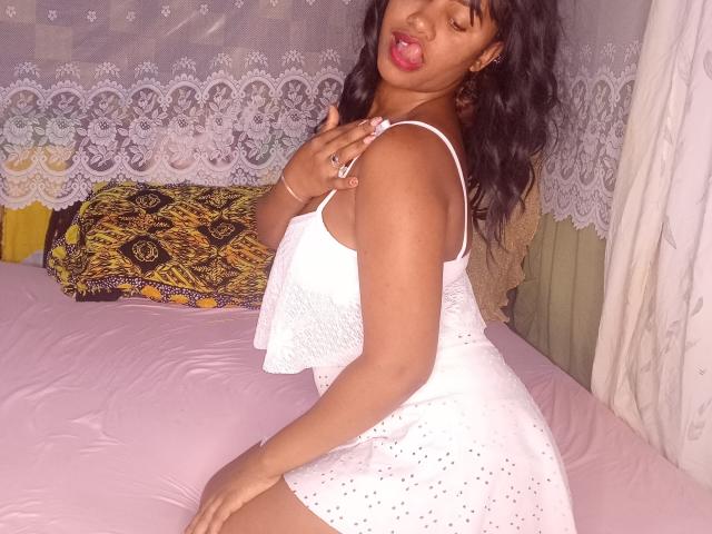 LayahCoquine - Sexe cam en vivo - 27668190