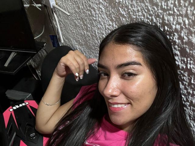 SharonKlart - Live sex cam - 27683072