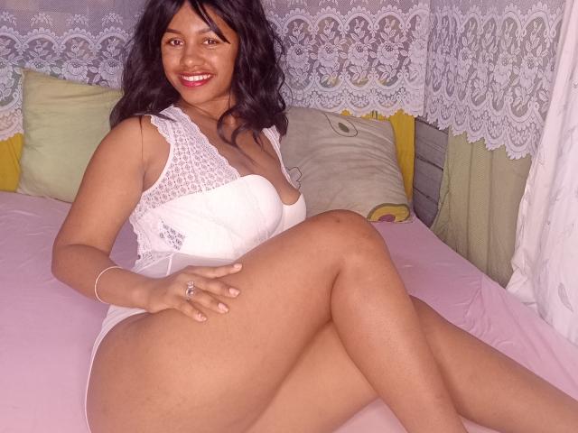 LayahCoquine - Sexe cam en vivo - 27687510