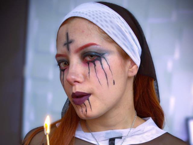 EmmaThomsonn - Live sexe cam - 27690688