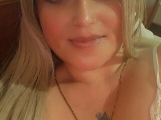 AlessadraJones - Live sex cam - 27700922