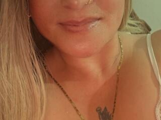 AlessadraJones - Live sex cam - 27700943