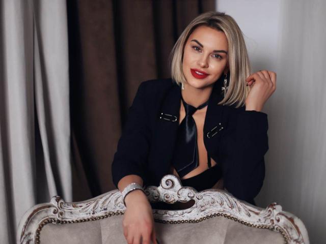 BelleLisaG - Sexe cam en vivo - 27702903