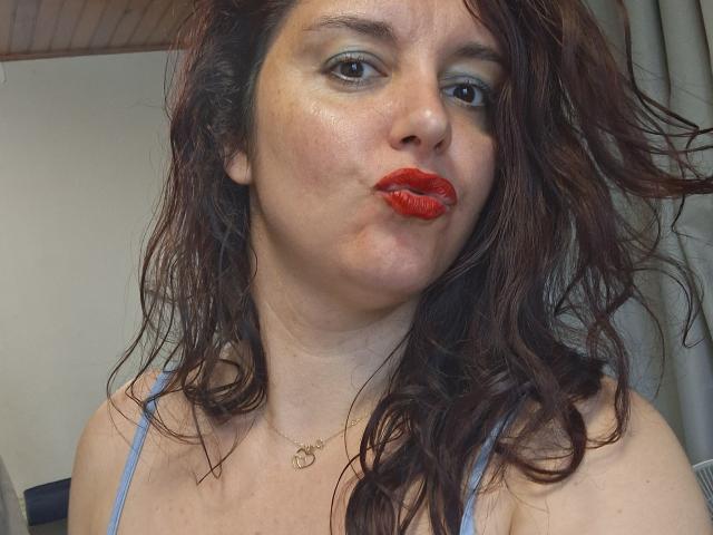 LaFrancaiseJessy - Live sex cam - 27704128