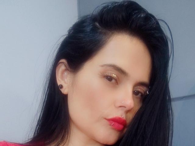 CharlotteCrofort - Live sex cam - 27708664