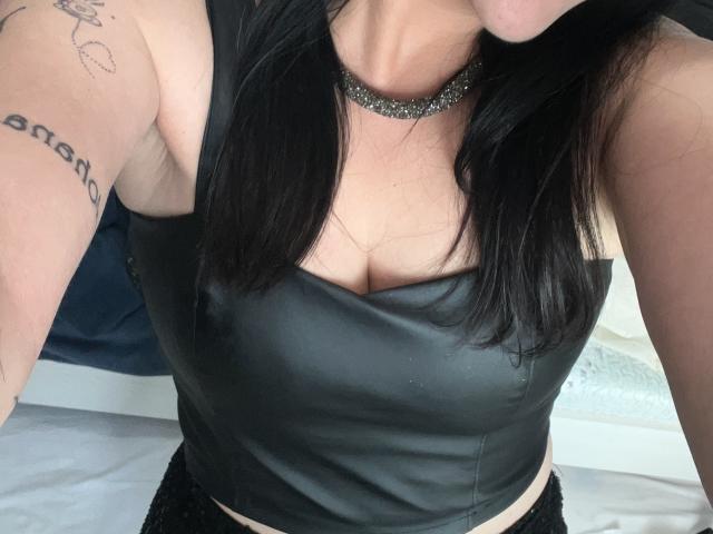 KatiaaHot - Live Sex Cam - 27712234