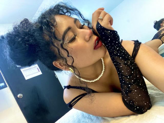 SophieSonyas - Live sex cam - 27714831