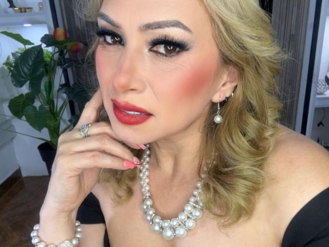 MisseScarleth - פורנו בשידור חי ומצלמת סקס - 27735768