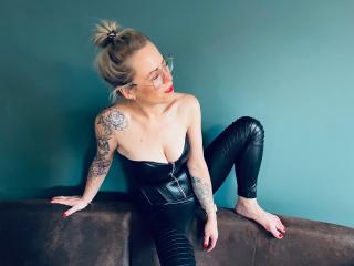 MiaHase-hot - Live sexe cam - 27738449