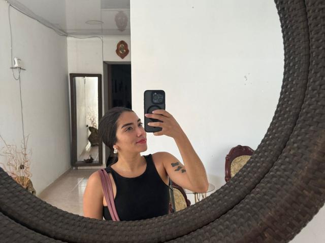 SharonKlart - פורנו בשידור חי ומצלמת סקס - 27741410